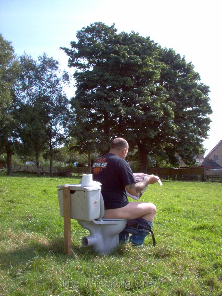 toilet 024.jpg